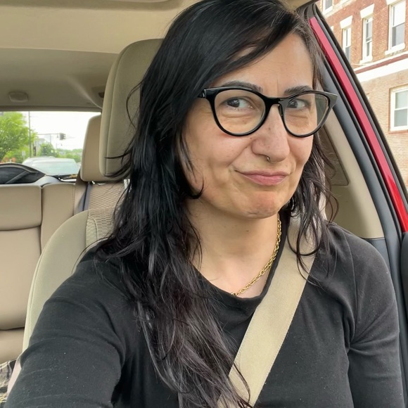 Meet your Posher, Isabel - Picture 4 of 10